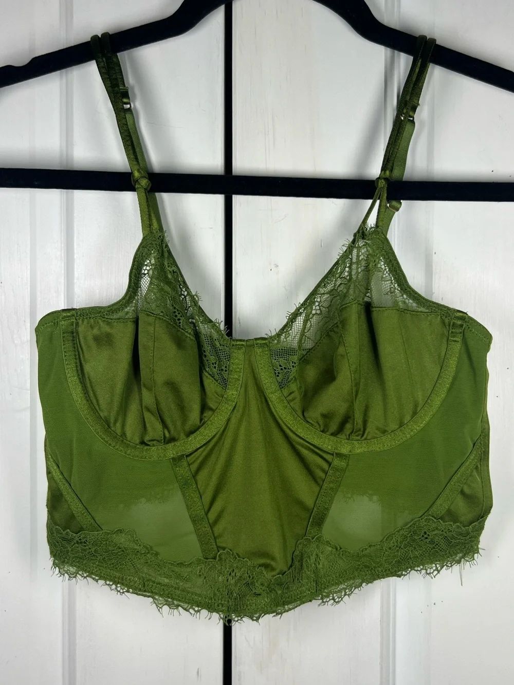 Victoria’s Secret Longline Bralette In Vibrant Olive Green Underwire Size XS